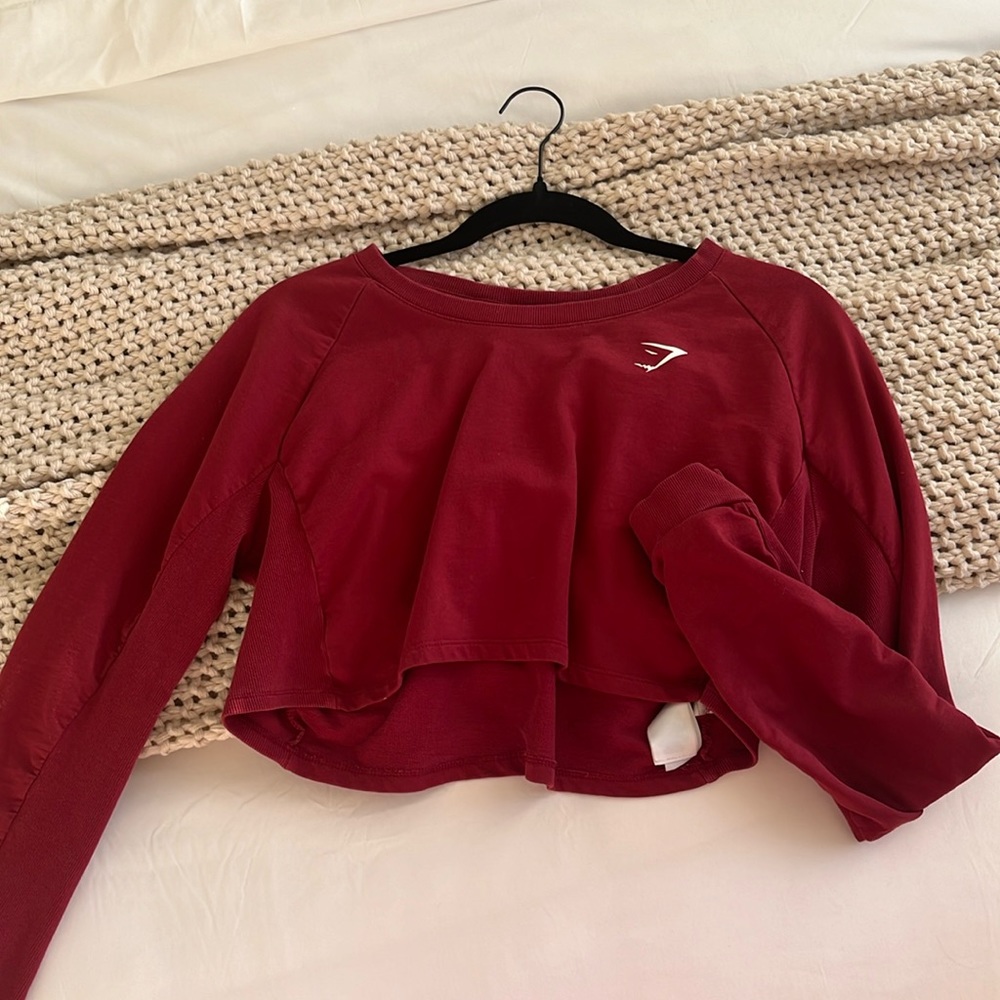 LIGHTLY USED GYMSHARK CROP TOP LONG SLEEVE